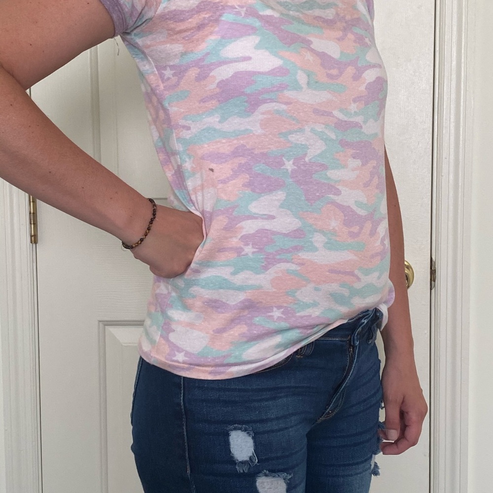 Super cute BIBI brand boutique shirt.